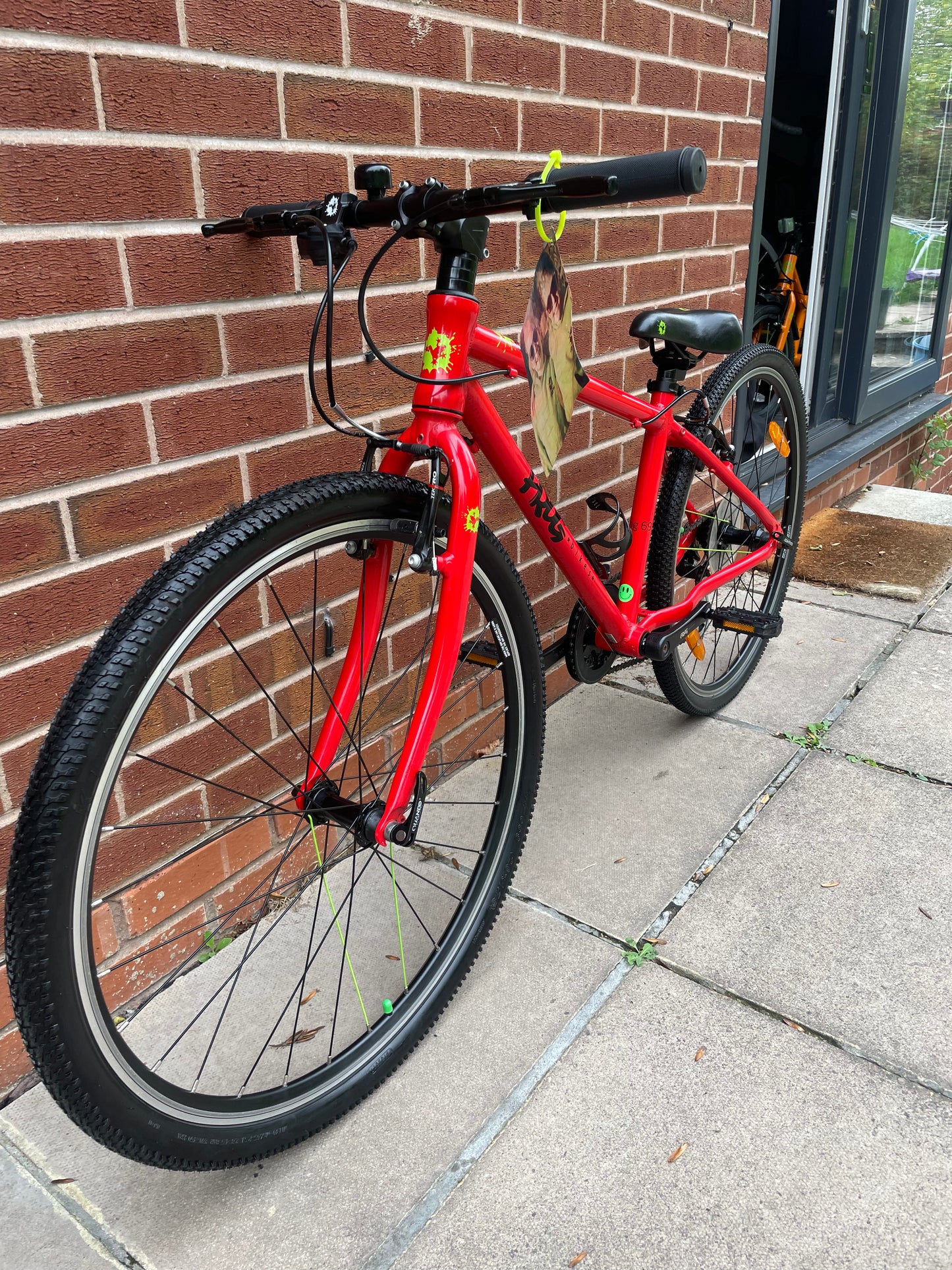 A Pre Loved Frog Bike For Sale, Red Frog 69, 26” wheels, 8 speed, V brakes, bottle cage, very lightweight, nationwide delivery is available.