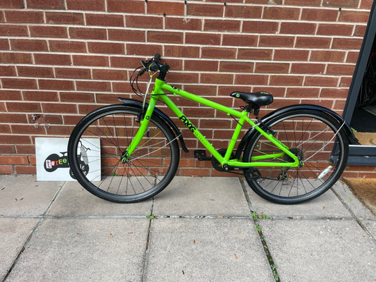 A Pre Loved Frog Bike For Sale, Green Frog 69 26” wheel hybrid bike, 8 speed, V brakes, mudguards, very lightweight, excellent condition, nationwide delivery is available.