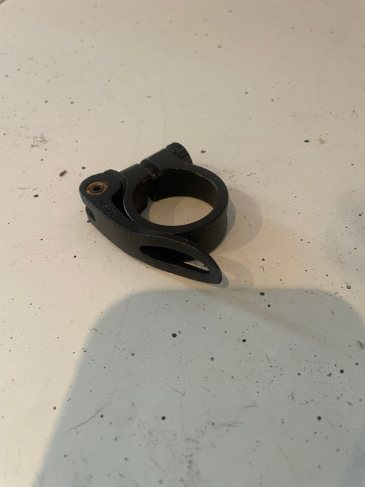 Used Frog Bike Seat Clamp, will fit 40 43 44 48 47 52 53 55 61 62 69 73 nationwide delivery is available.