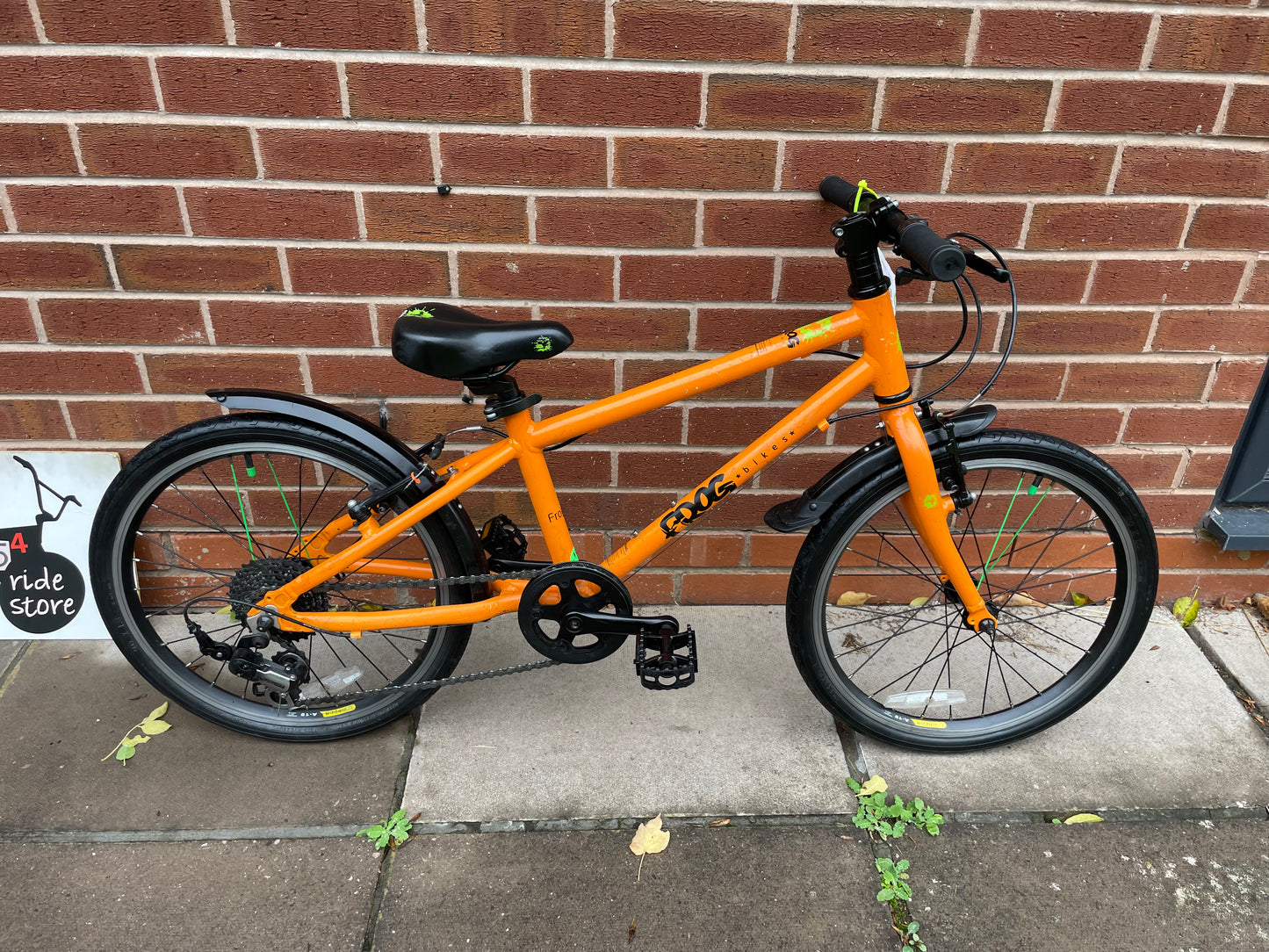 A Pre Loved Frog Bike For Sale, Orange Frog 55, 20” wheels, 8 speed, V brakes, mudguards, very lightweight, nationwide delivery is available.