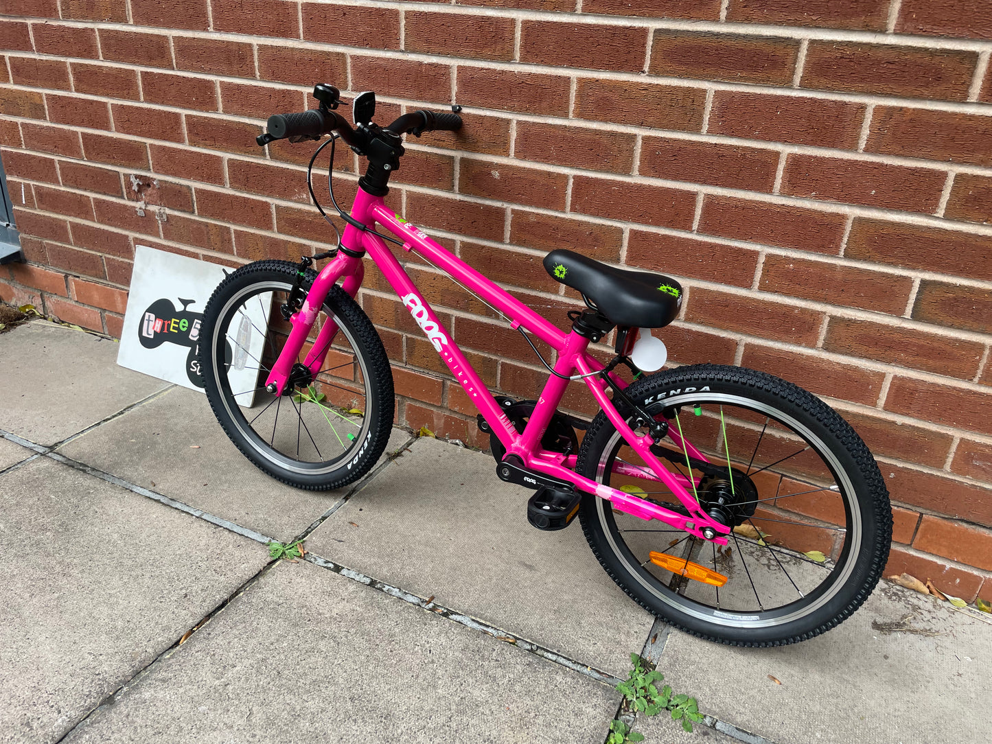 Brand New Frog Bike For Sale, Pink Frog 47 First Pedal Bike with 18” wheels, V brakes, very lightweight, nationwide delivery is available.