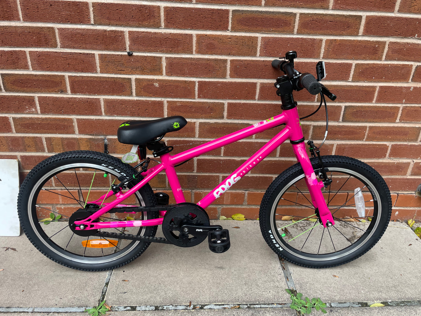 Brand New Frog Bike For Sale, Pink Frog 47 First Pedal Bike with 18” wheels, V brakes, very lightweight, nationwide delivery is available.
