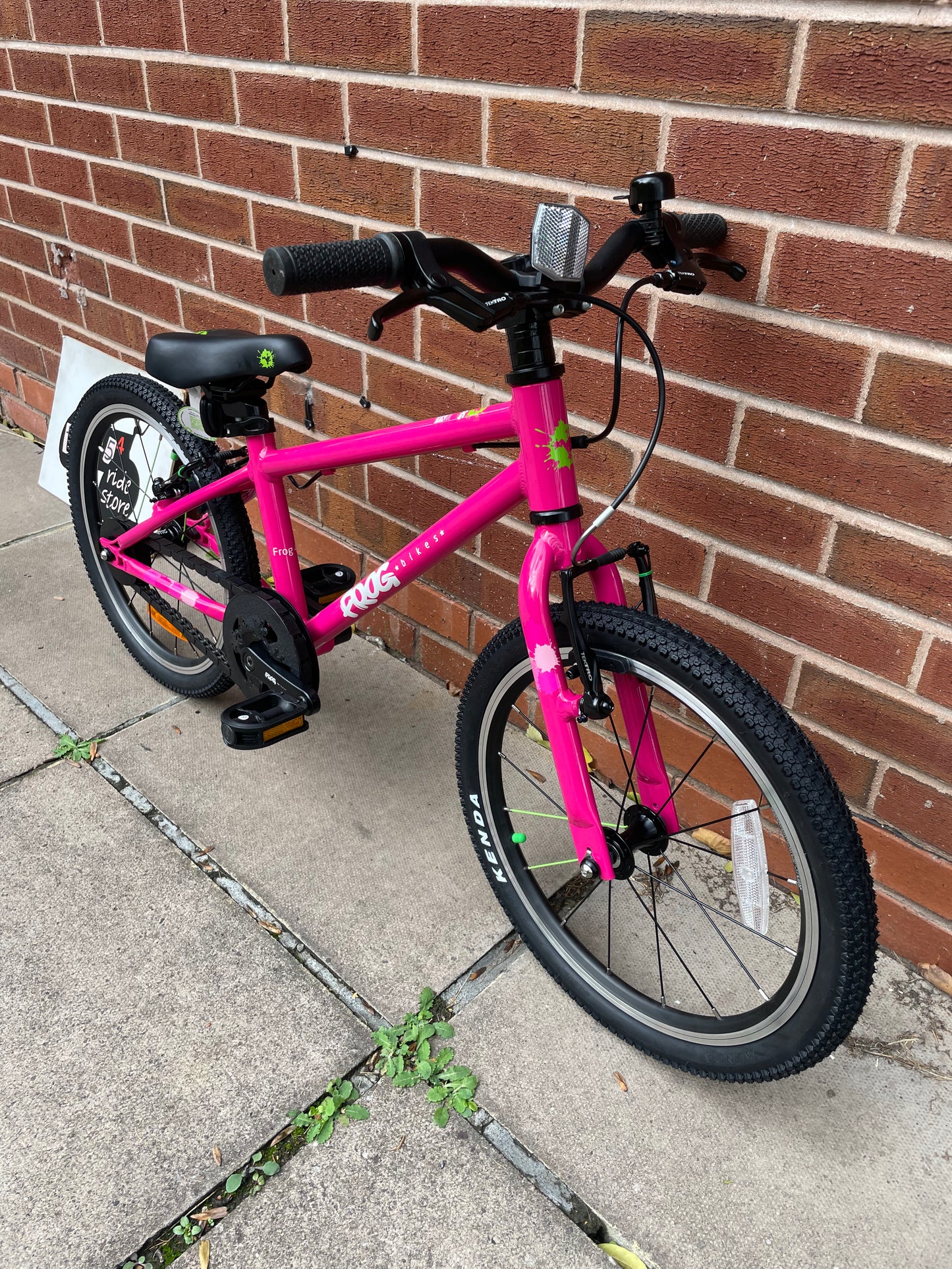 Brand New Frog Bike For Sale, Pink Frog 47 First Pedal Bike with 18” wheels, V brakes, very lightweight, nationwide delivery is available.