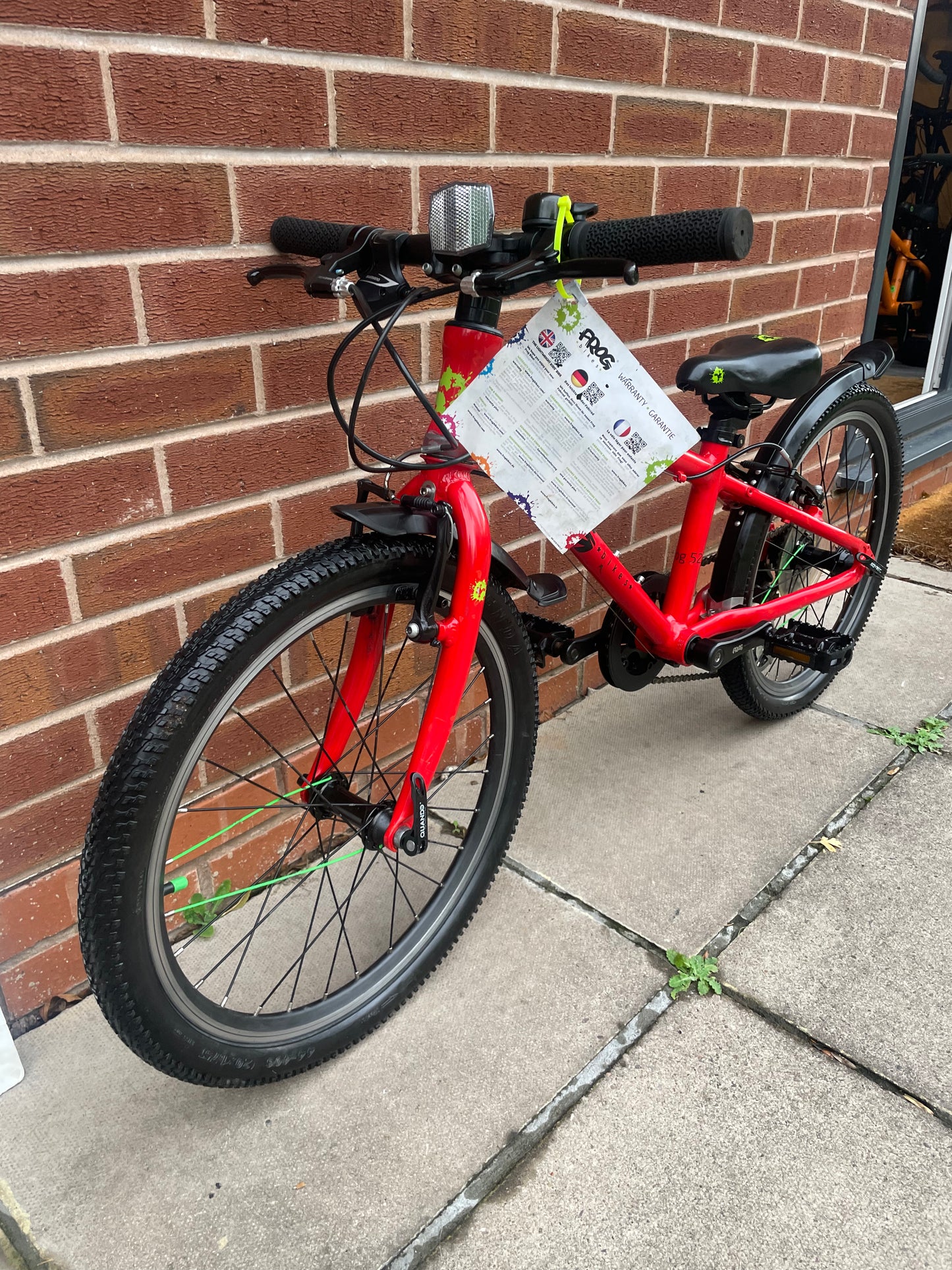 A Pre Loved Frog Bike For Sale, Red Frog 52, 20” wheels, 8 speed, V brakes, mudguards, very lightweight, nationwide delivery is available.