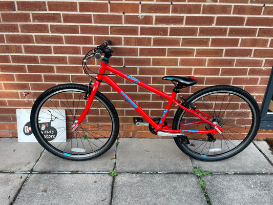 A Pre Loved Squish Bike For Sale, Red, 26” wheels, 8 speed, V brakes, very lightweight children’s bicycle, nationwide delivery is available.