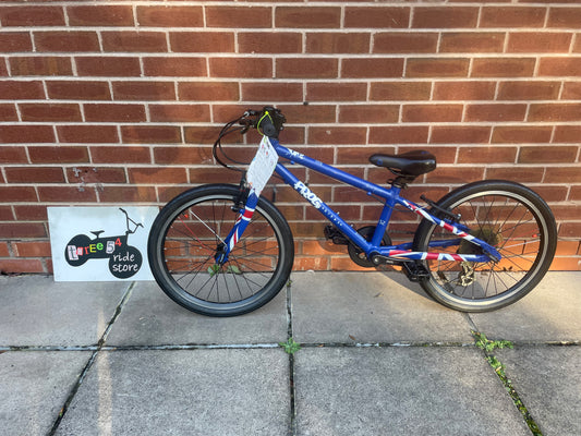 A Pre Loved Frog Bike For Sale, Blue Frog 52 Frog 53, 20” wheels, 8 speed, V brakes, very lightweight, nationwide delivery is available.