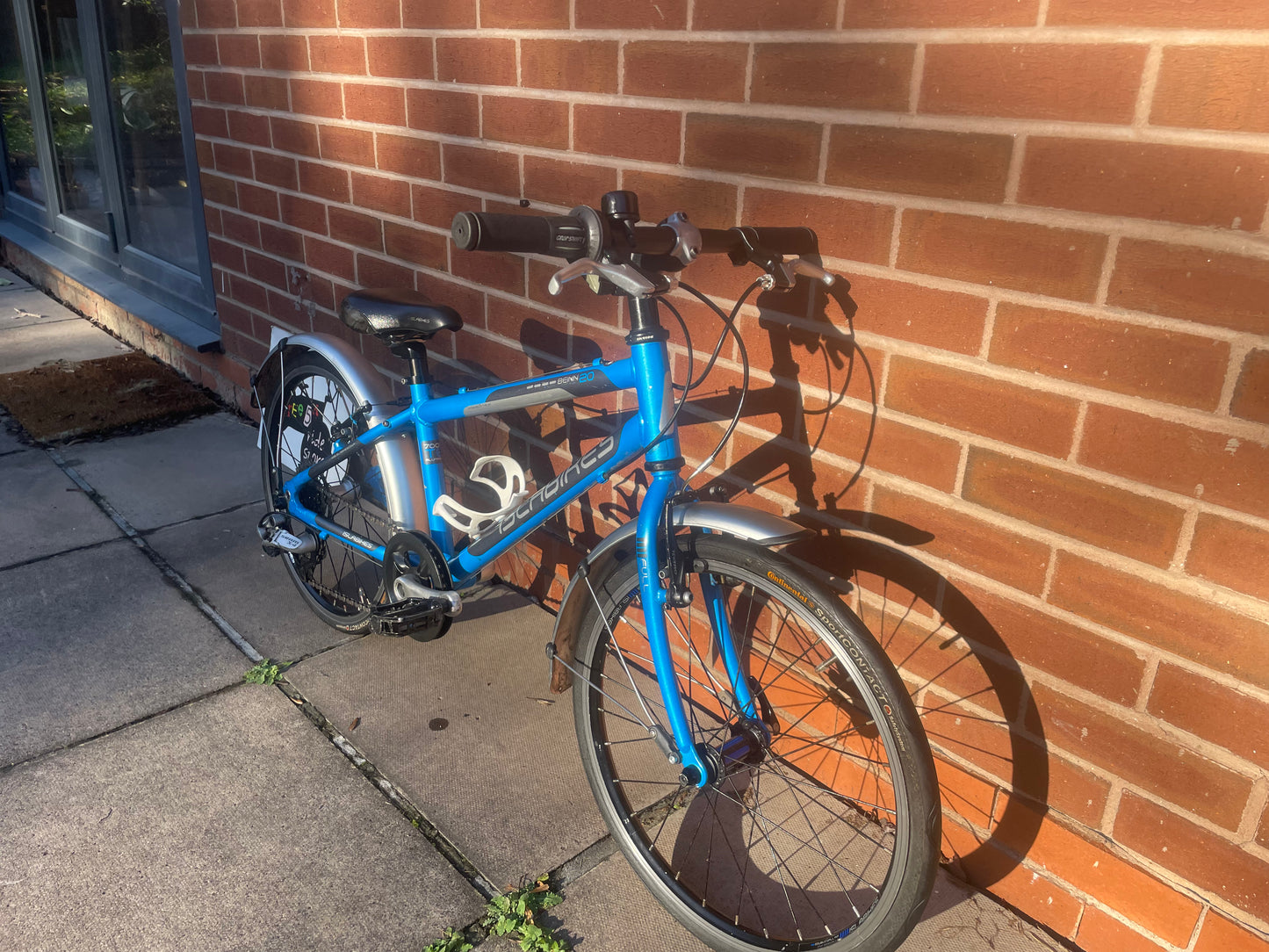 A Pre Loved Isla Bike For Sale, Blue Isla Cnoc 20L, 20” wheels, 8 speed, V brakes, mudguards, very lightweight, nationwide delivery is available.