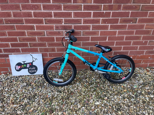 A Refurbished Wild Bikes 16” youth mountain bike, blue, V brakes, fully enclosed chain, very lightweight, nationwide delivery is available.