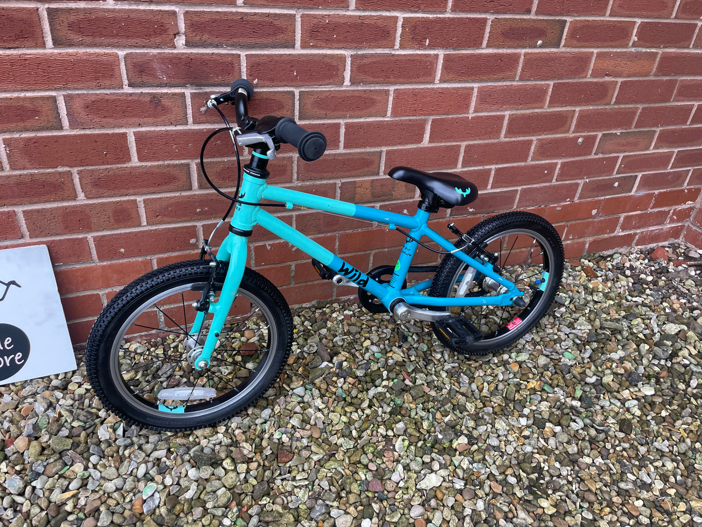 A Refurbished Wild Bikes 16” youth mountain bike, blue, V brakes, fully enclosed chain, very lightweight, nationwide delivery is available.