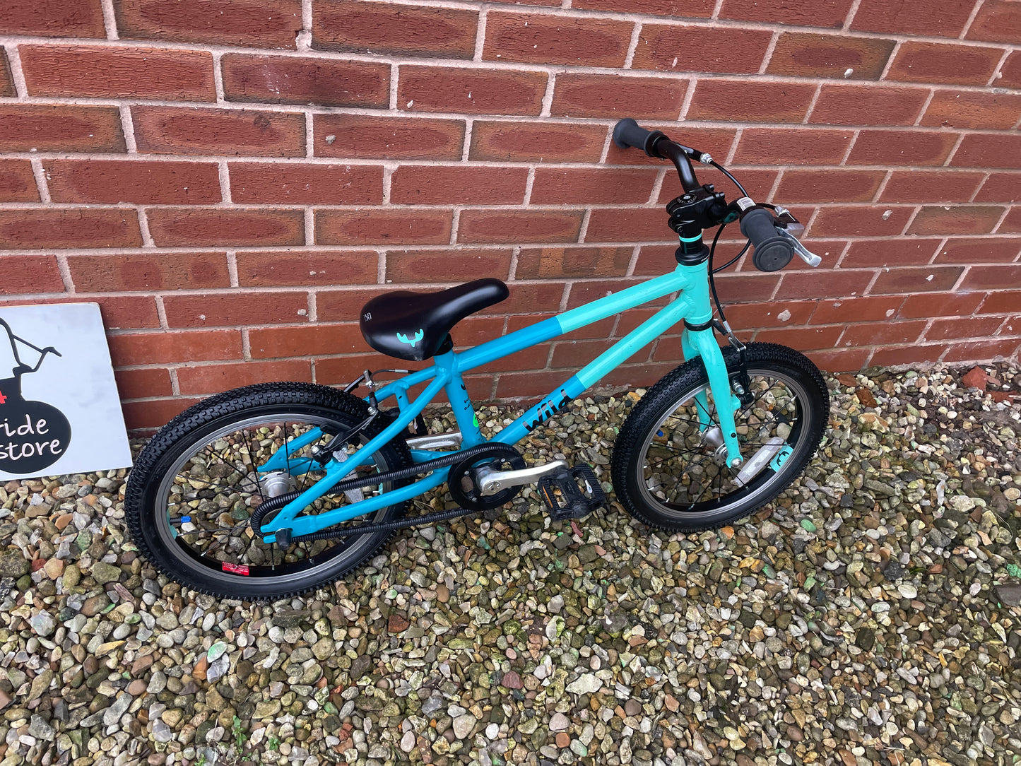 A Refurbished Wild Bikes 16” youth mountain bike, blue, V brakes, fully enclosed chain, very lightweight, nationwide delivery is available.