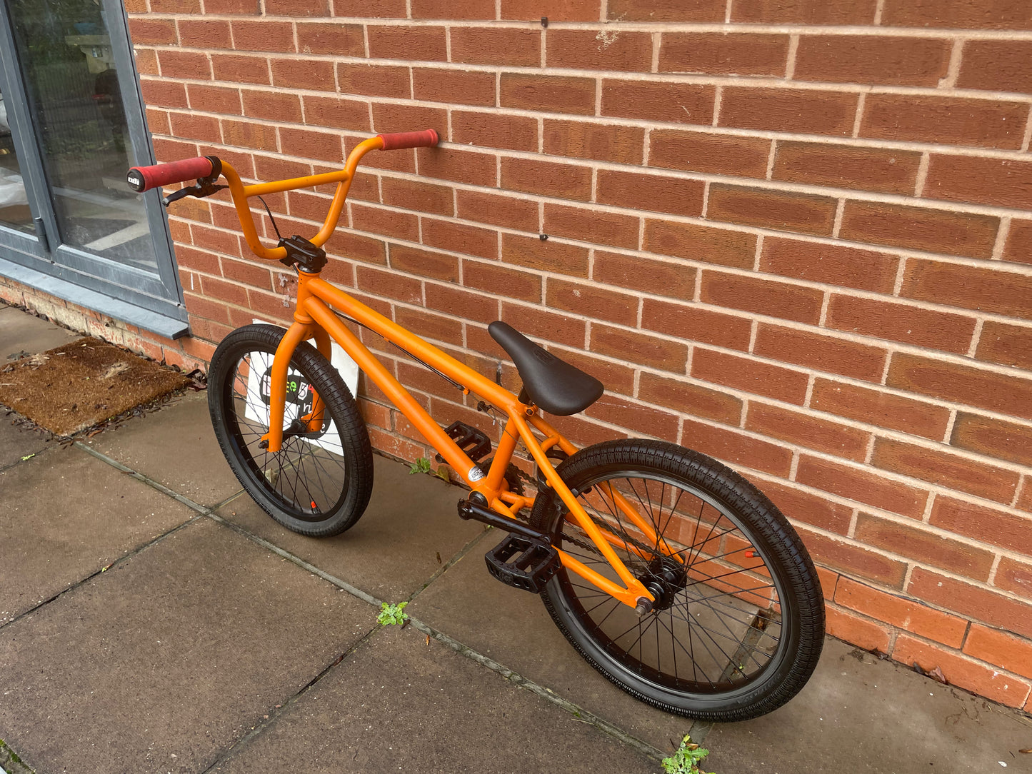 United Recruit BMX For Sale, Orange United BMX, 20” wheels, rear U brake, 3 piece crank, 14mm rear axle 10mm front axle, ODI grips, nationwide delivery is available.