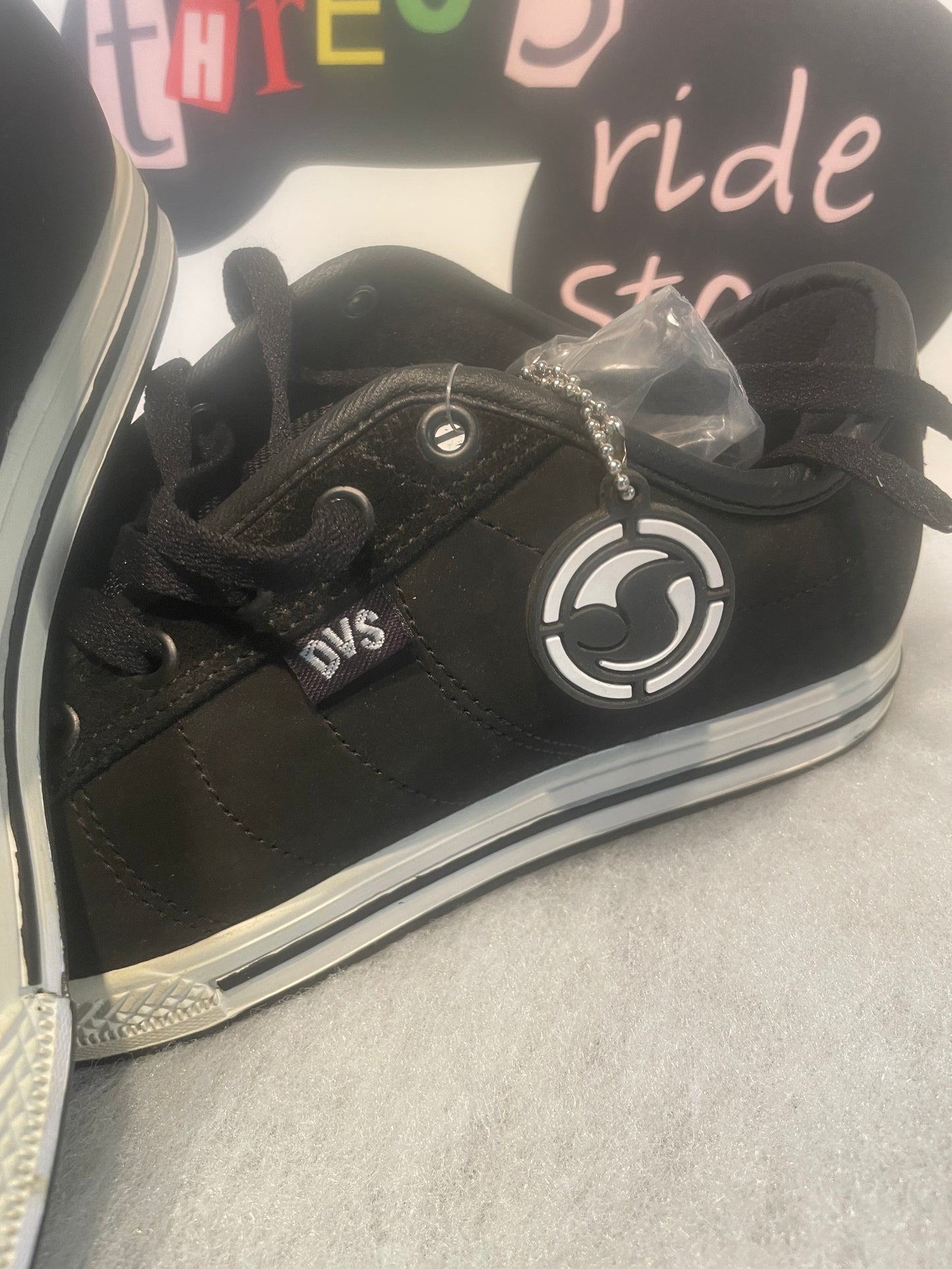 For Sale DVS Dillenger skate shoes UK 7.5