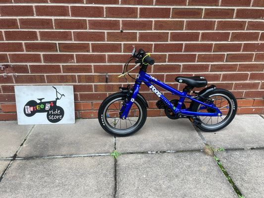 A Pre Loved Frog Bike For Sale, Electric Blue Frog 40 first pedal bike, 14” wheels, V brakes, padded seat, very lightweight, nationwide delivery is available.