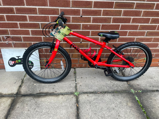 A Pre Loved Frog Bike For Sale, Frog 55, 20” wheels, 8 speed, V brakes, bottle cage, very lightweight, nationwide delivery is available.