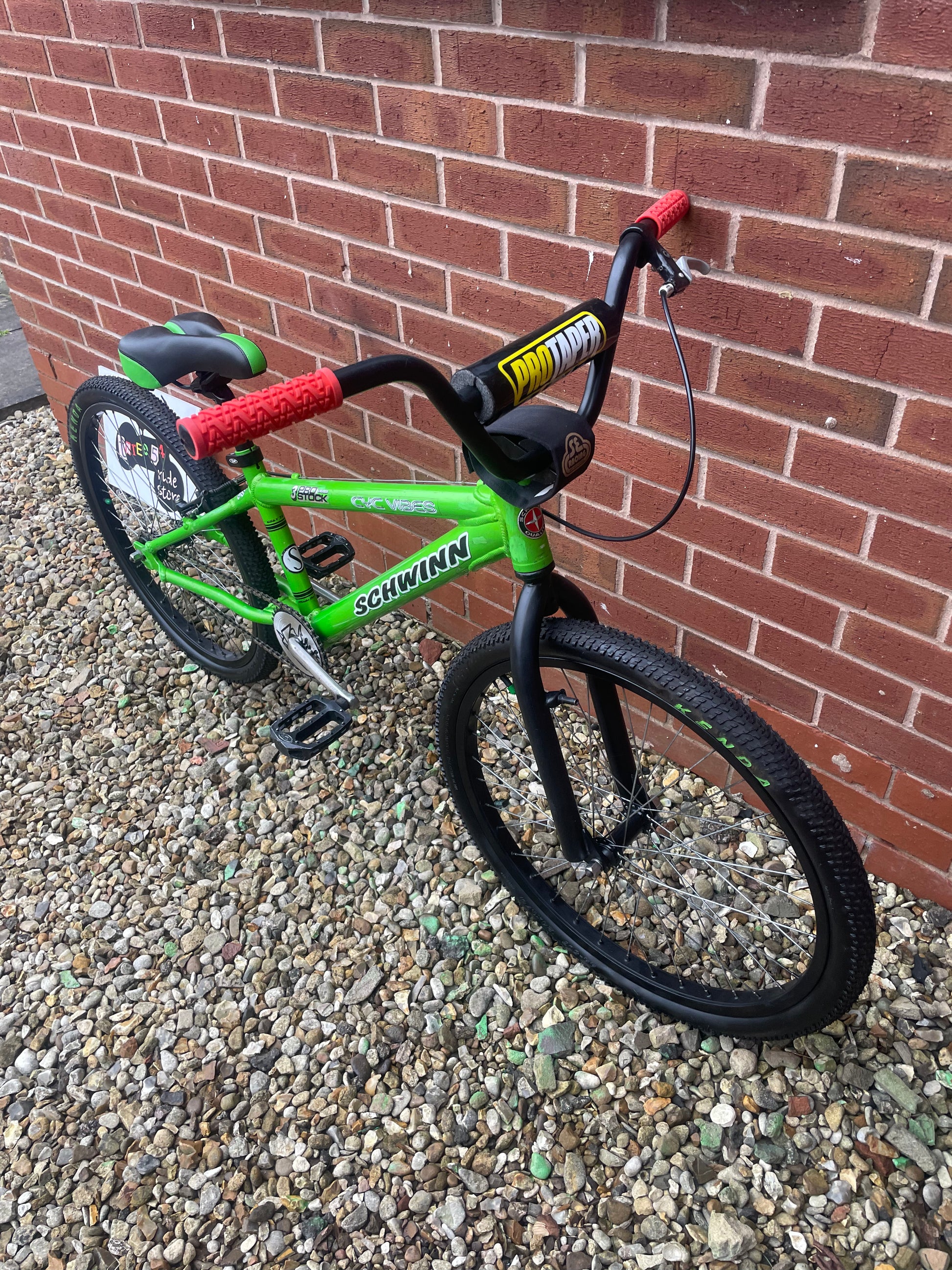 Used Schwinn Pro Stock 3 BMX race bike 24 wheels aluminium